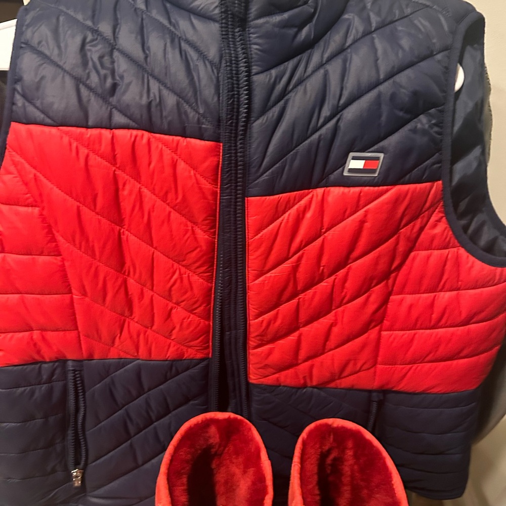 Tommy Hilfiger Navy and Red Quilted Puffer Vest